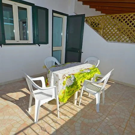Ginestra 8